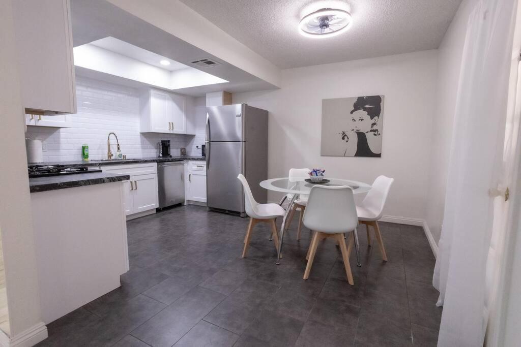 2 Bedroom Close To Las Vegas Strip Екстериор снимка
